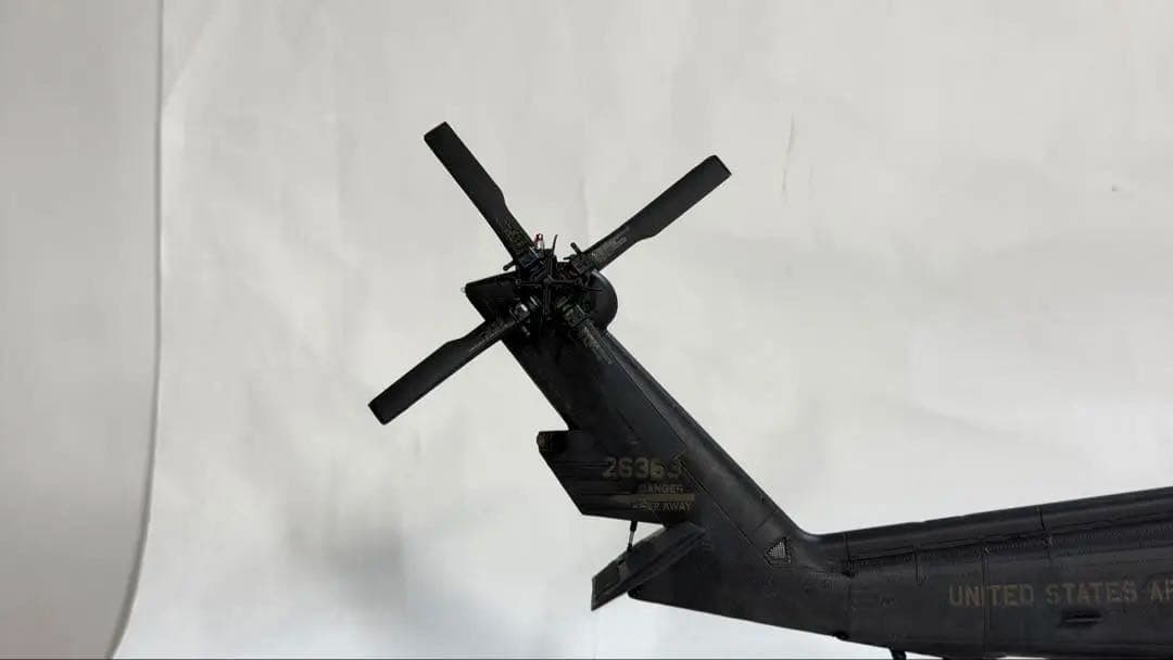 キティーホークモデル　1/35 MH-60Lブラックホーク完成品　改造模型