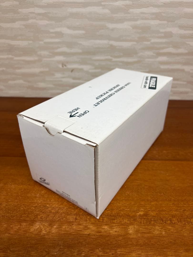 No197 ミニカー1/24 CHEVROLET APACHE PICKUP