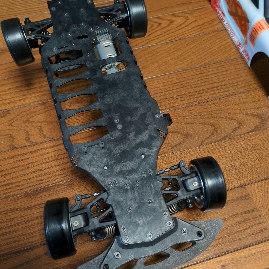 ヨコモ　ボディ　シャーシ　APEX RX-7 ドリフトラジコン 1/1
