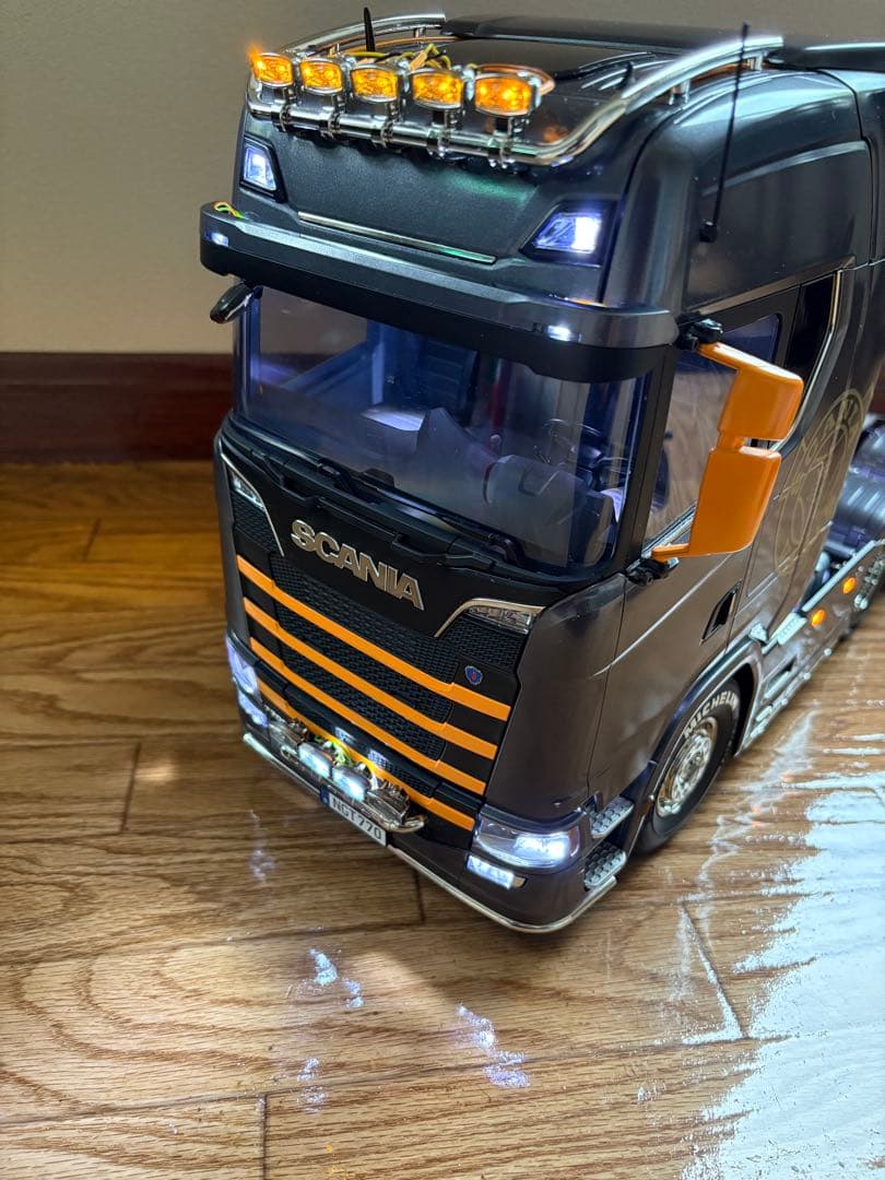 タミヤ　ラジコン　1/14RC スカニア 770 S 6x4 フルオペセット