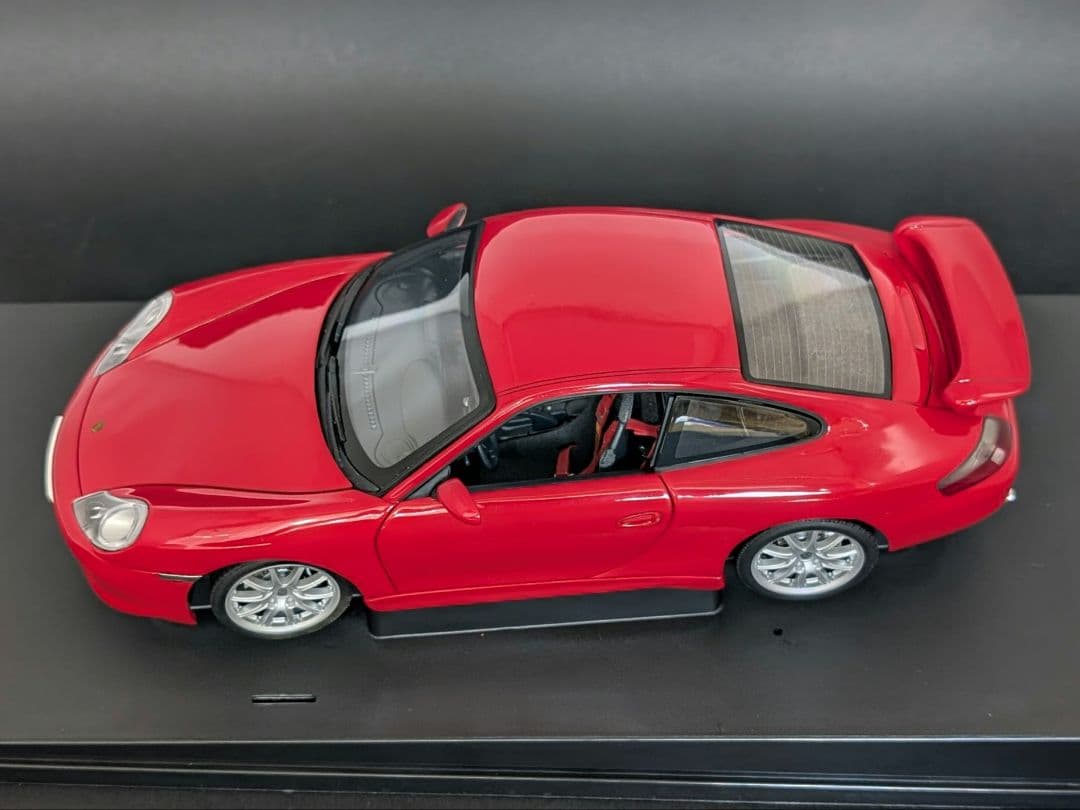 オートアート 1/18 ポルシェ 911 (996) GT3 レッド