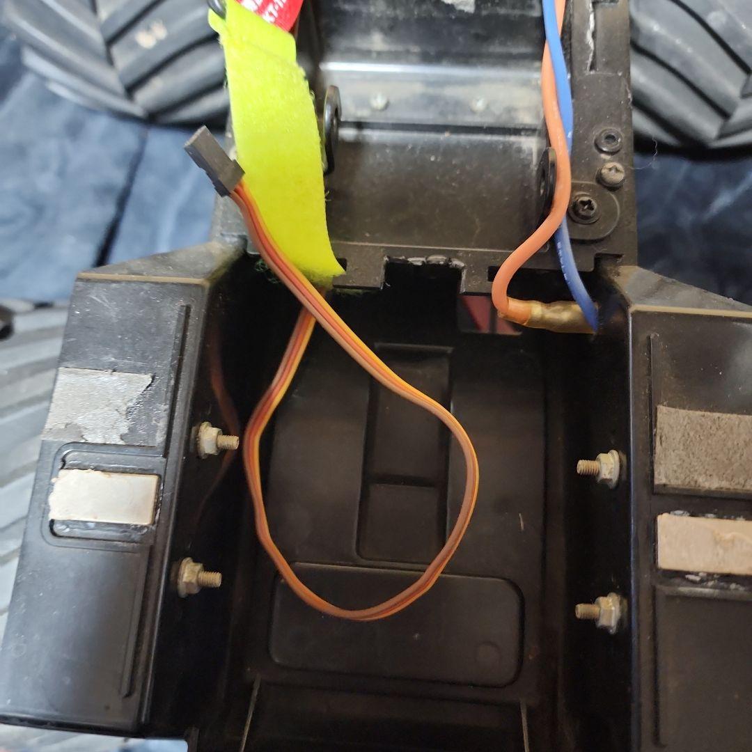 ラジコン タミヤ 多分…初期型の クラッドバスター 製作途中の物の出品