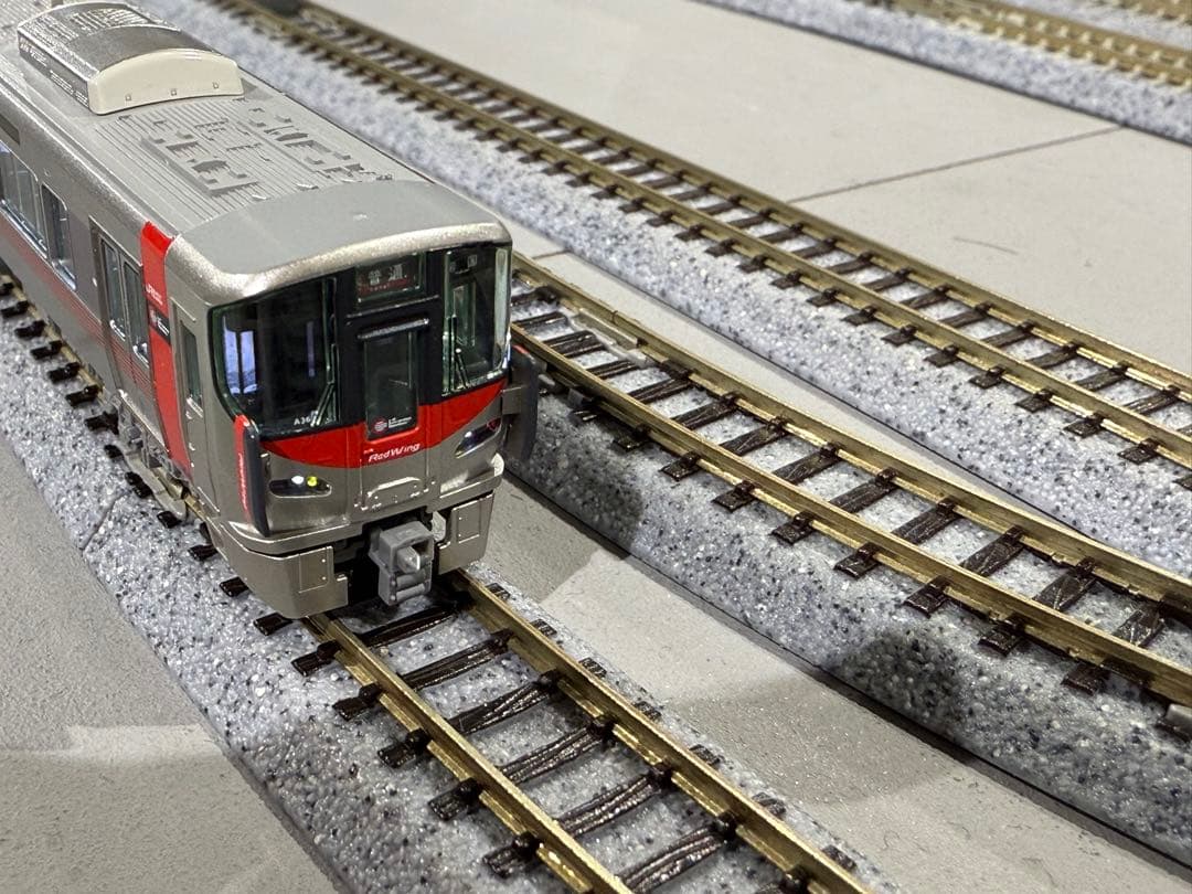 KATO 10-1629.1612 計8両セット　227系 \"Red Wing\"