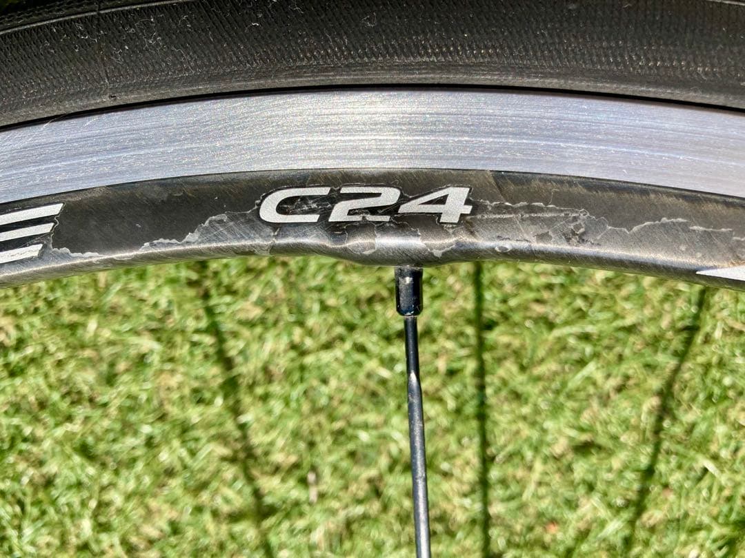 WH-9000 C24-CL DURA-ACEホイール