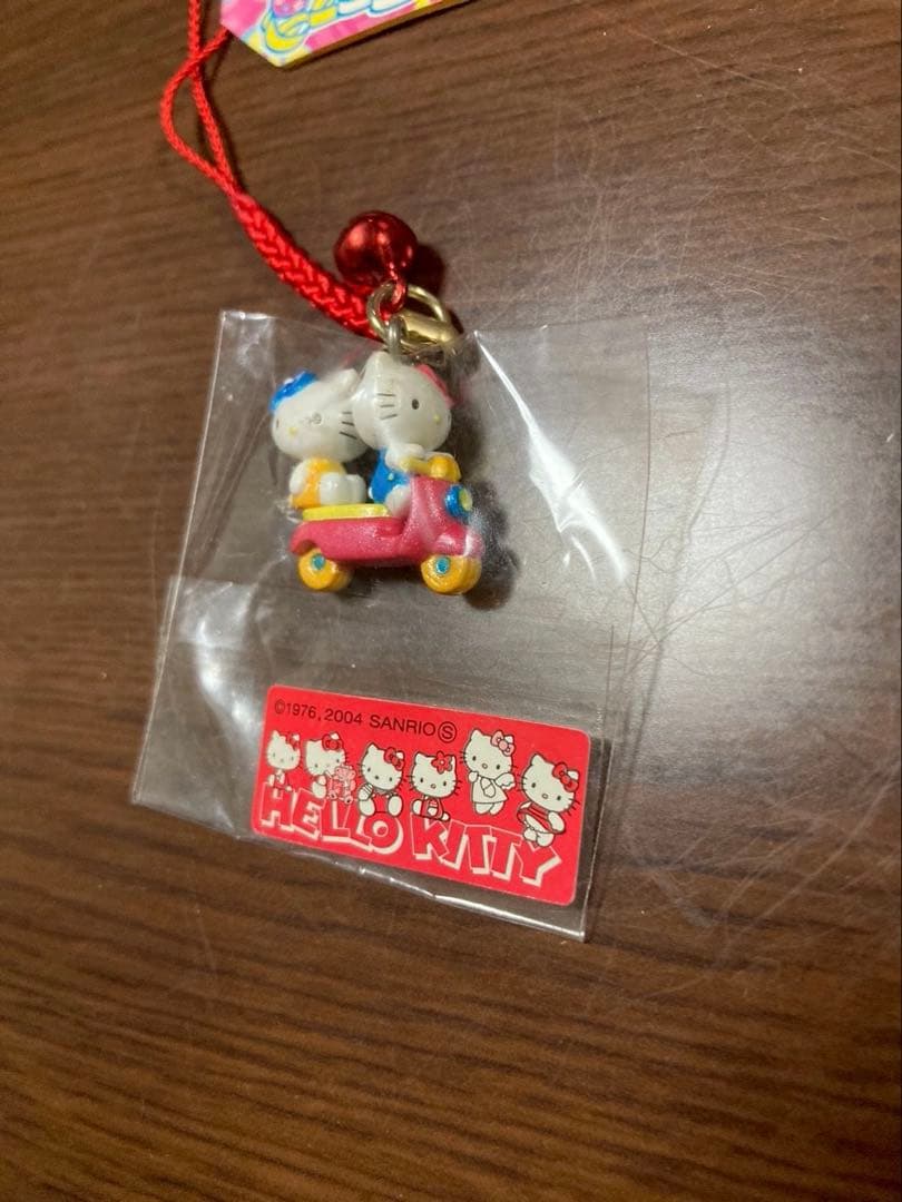 希少 激レア 新品 ご当地 ハローキティ キティ ミミィ バイク ストラップ
