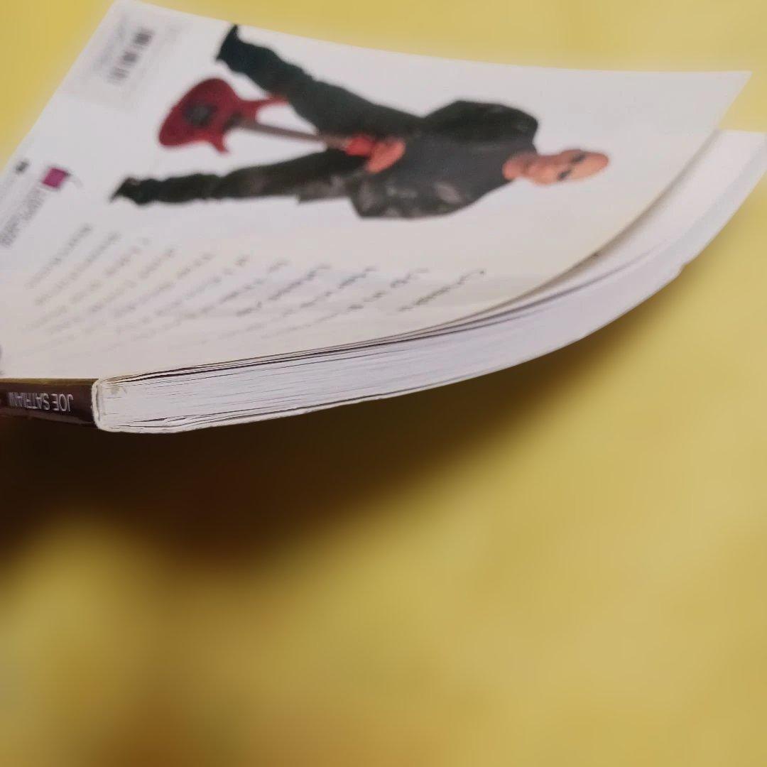 輸入楽譜JOE SATRIANI IS THERE LOVE IN SPACE？