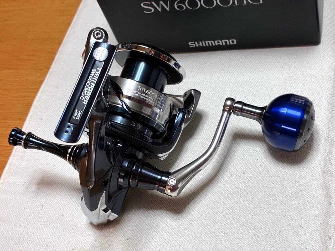 ゴ*ロ様 【美品】シマノ スピニングリール 21ツインパワーSW 6000HG【