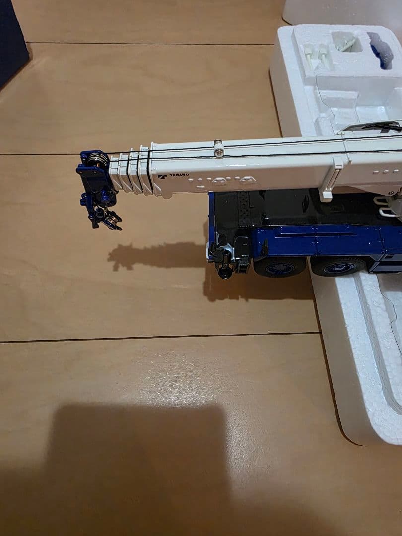 自動車 TADANO GR-1000N CREVO 1000G4