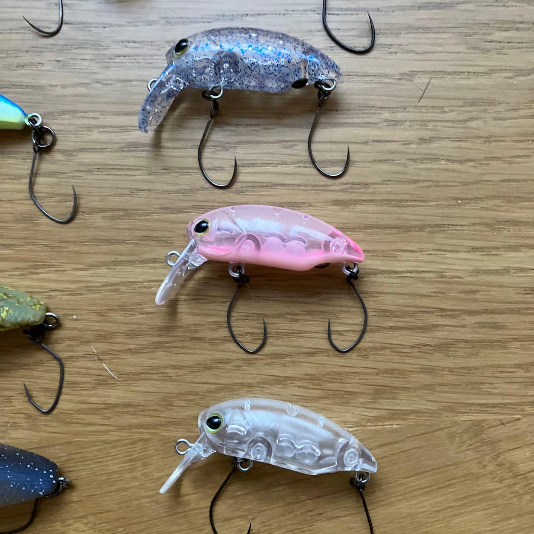 VERSUS WAVEケースとクランクベイト他　管釣りルアー 37個セット