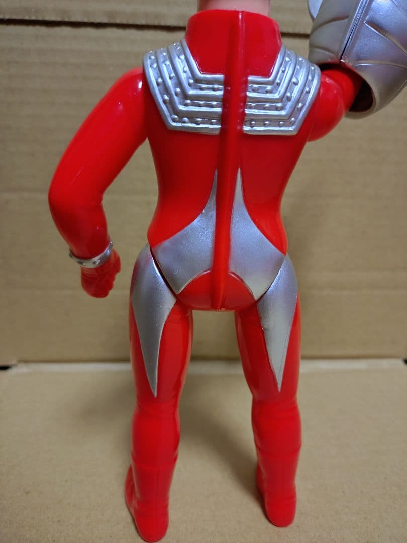 ブルマァク 復刻 マスク取れウルトラマンタロウ(シルバー) ソフビ