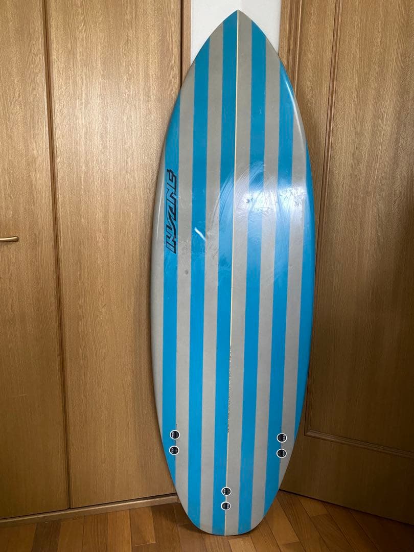 Insane サーフボード　SENSOR 5’5” pu インセーン