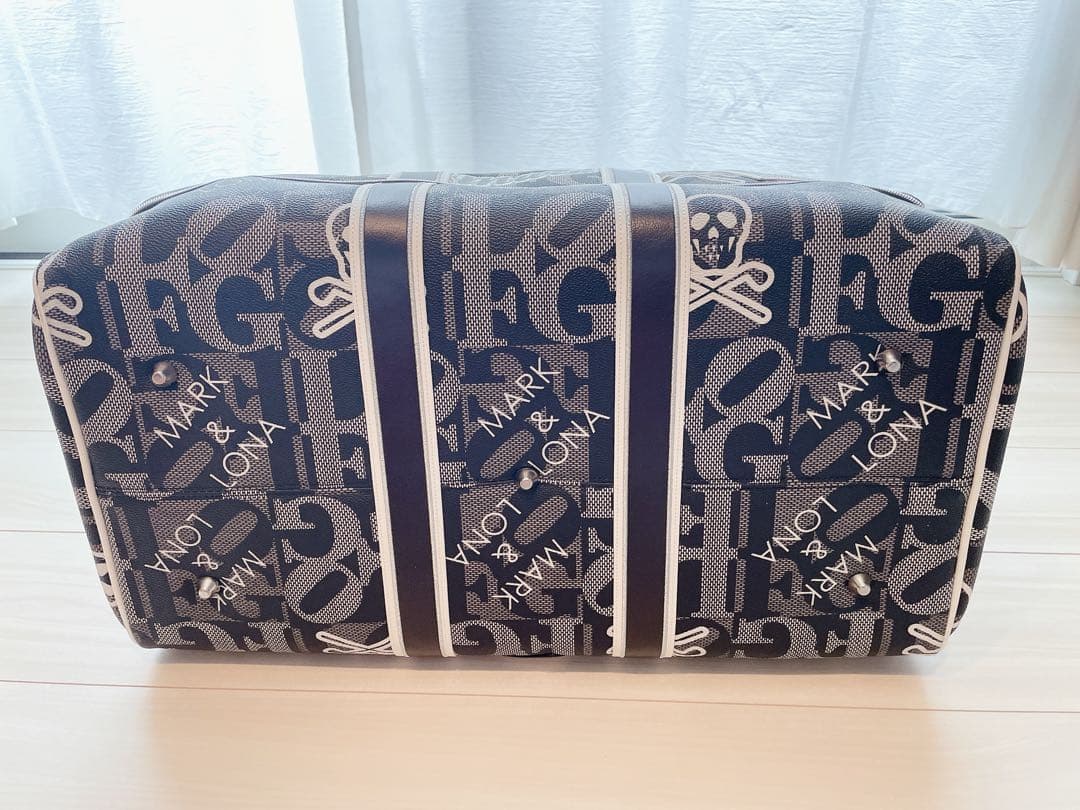 【マークアンドロナ】ゴルフバッグ 大容量