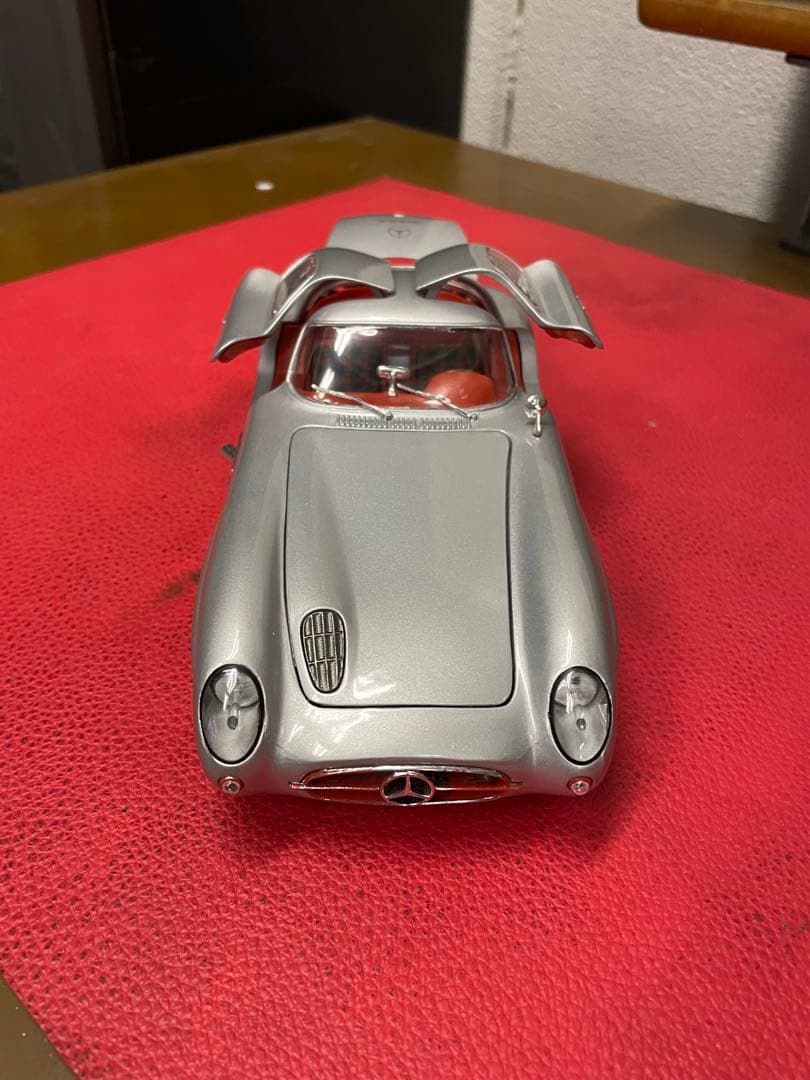 メルセデスベンツ　300SLR