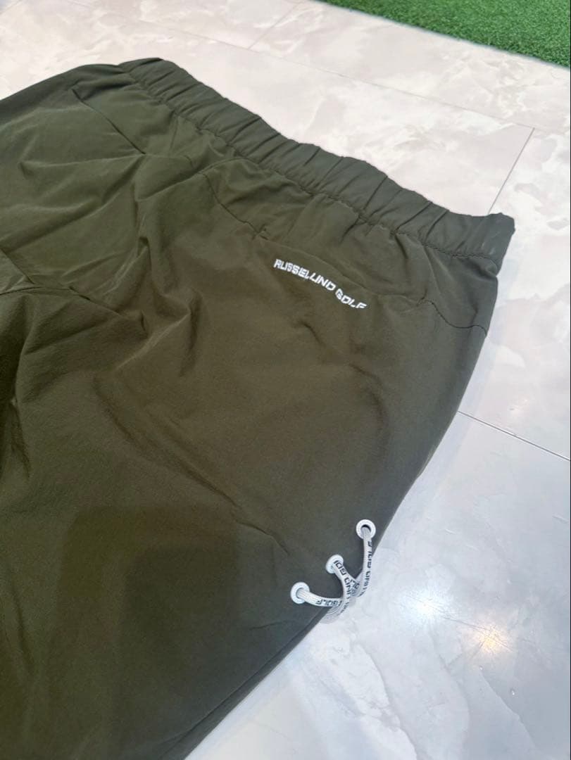 ほぼ新品未使用　ラッセルノ　ストレッチ　セットアップ　カーキ　ブルゾン　パンツ