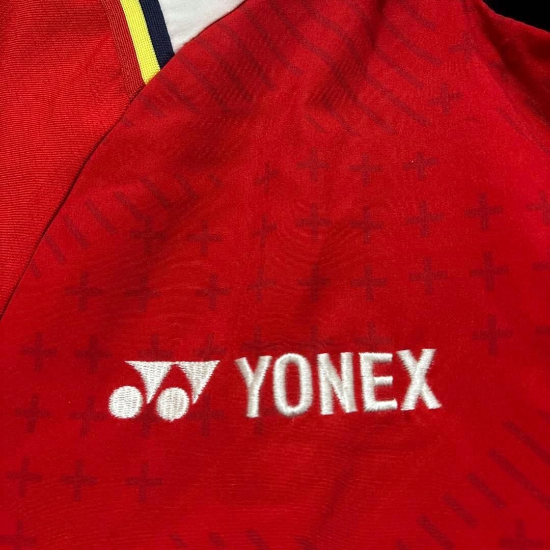 数量限定モデル　人気完売　ヨネックス ヒートカプセル ウィンドジャケット L 赤
