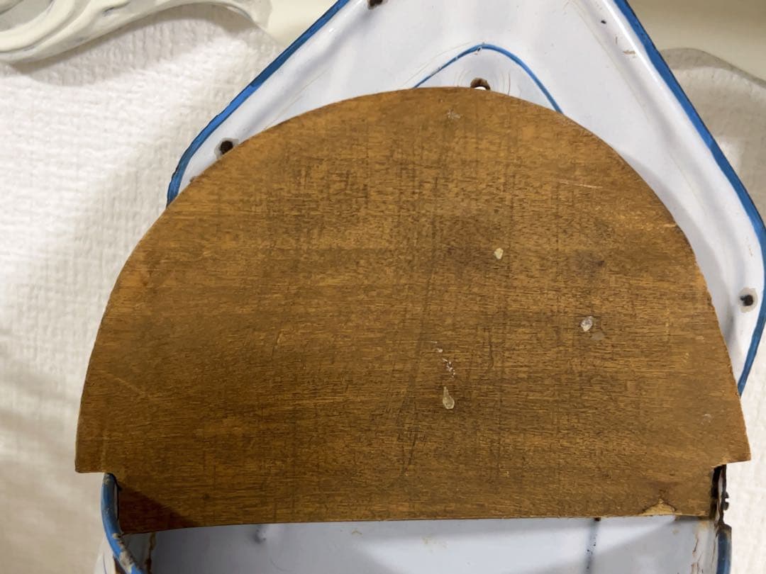 フレンチアンティーク＊サキソニー柄ホーローSel缶木製蓋＊レア