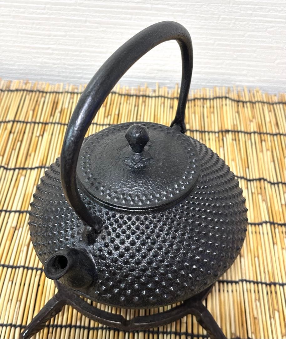 新品、付属品付　二十七代釜師 有坂 安太郎作　１２型アラレ　Momo様 売約済み