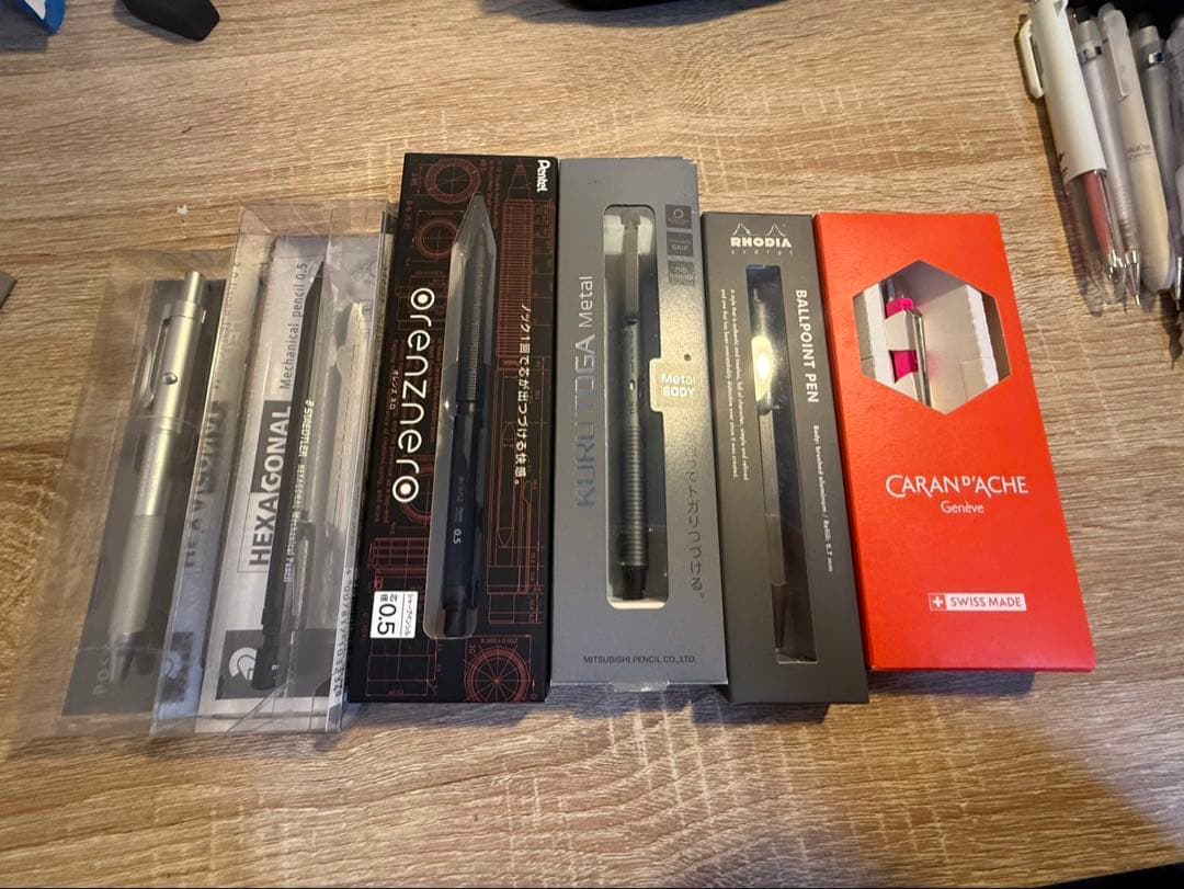 シャーペン、ボールペン、文房具