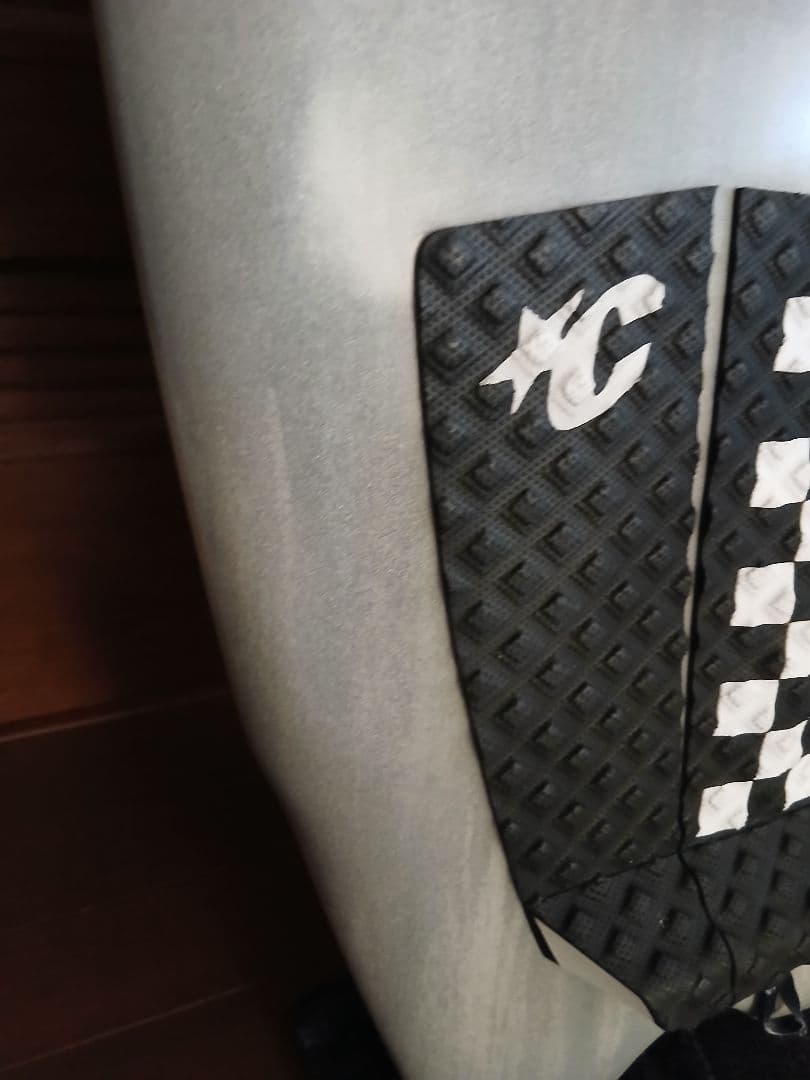 ジャスティスサーフボード RAPTOR II　tajima シェイプ