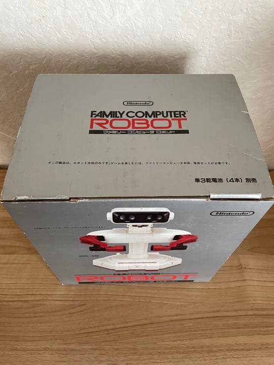 ファミリーコンピュータ　ロボット　新品未使用品　箱　取説有り