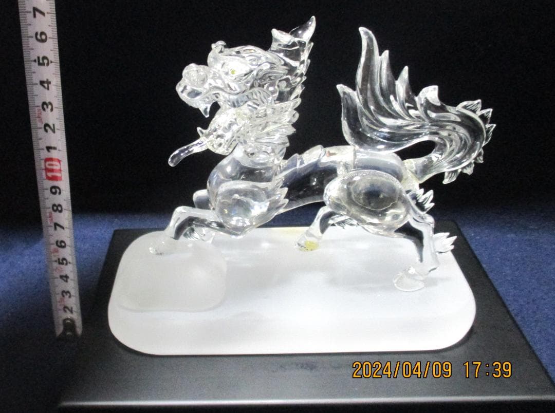 四神百虎　水晶　美術工芸品　証明書付き　風水　伝統工芸品　山梨県水晶美術彫刻
