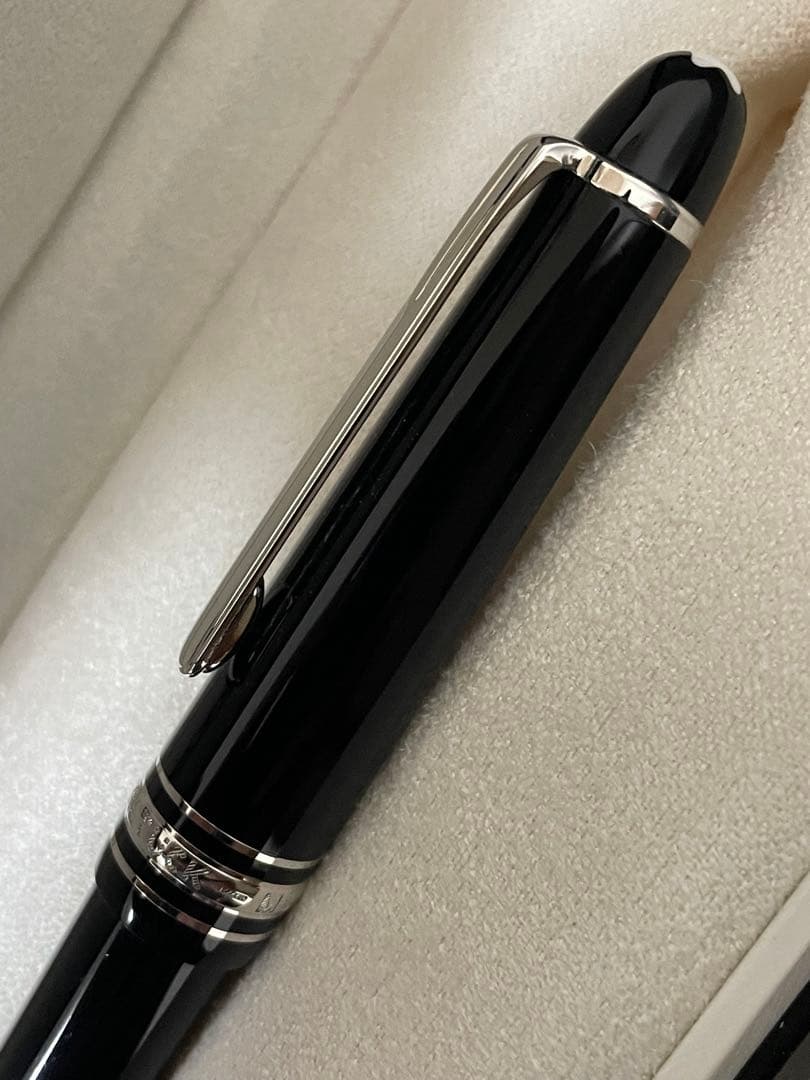 ◾️MONTBLANC モンブランミッドサイズ ボールペン ◾️プラチナ◾️化粧箱付
