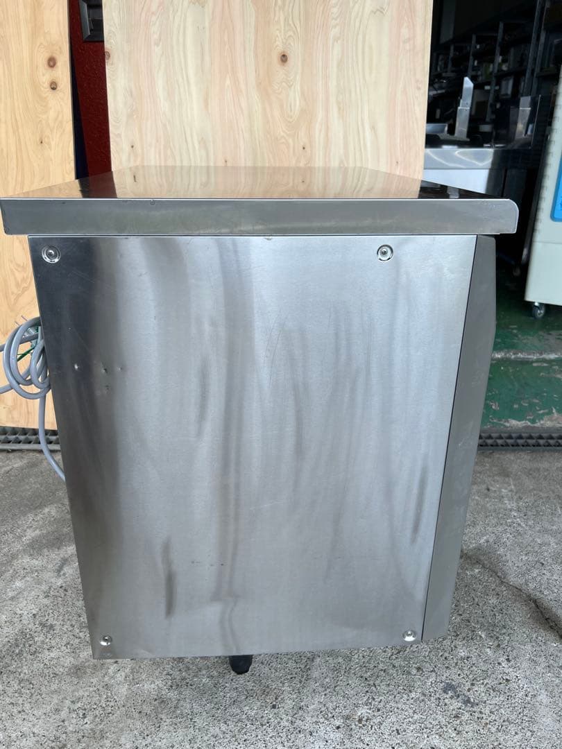 2017年 フクシマテーブル形冷凍庫 154L