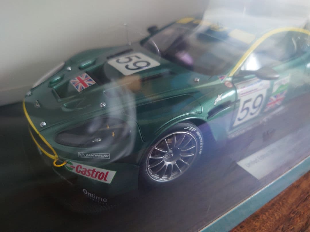 【新品・未開封】オートアート ASTON MARTIN RACING DBR9