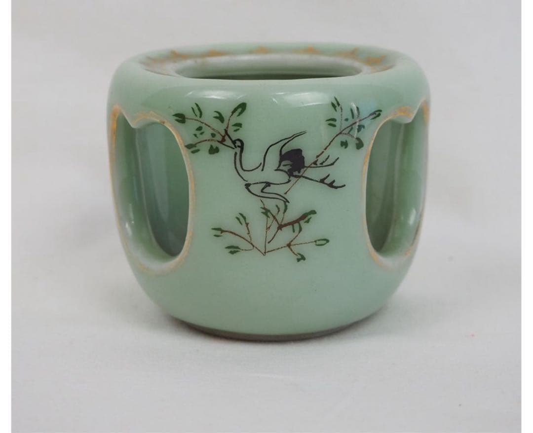 送料無料　明治時代　鶴文青磁蓋置　検/楽山紫砂九谷備前萩焼常滑宝生伊万里骨中