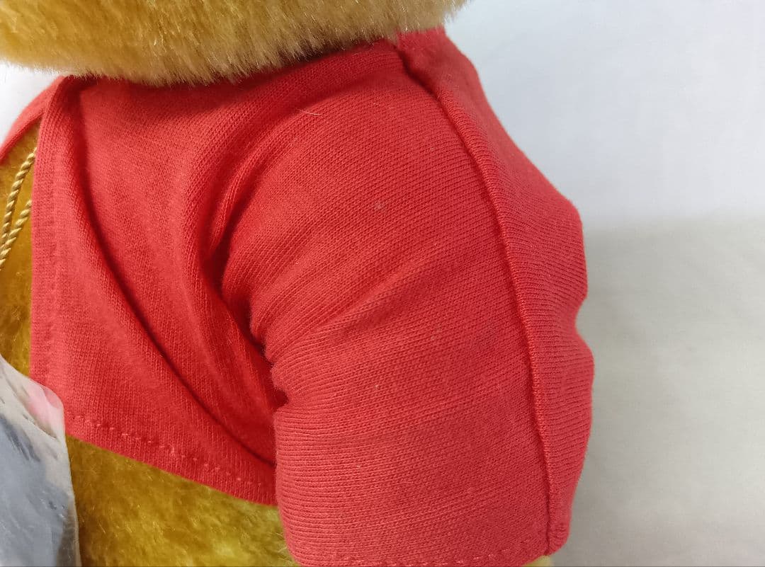 赤ハーマン社製ウィニー・ザ・プー　2001年　くまのプーさん　限定品　レア　美品