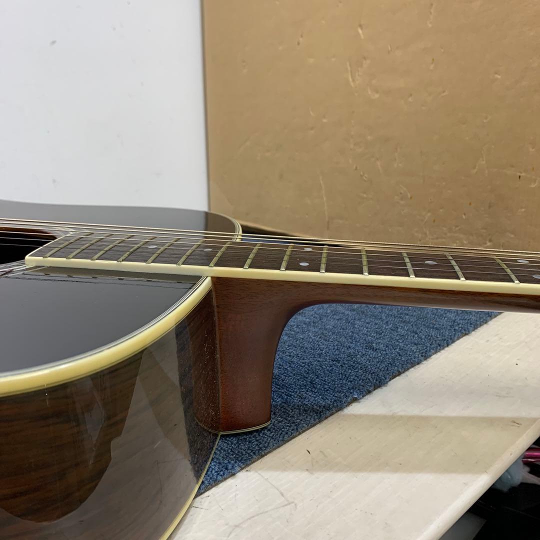 Morris M601 / モーリス　ギター　ハードケース付き