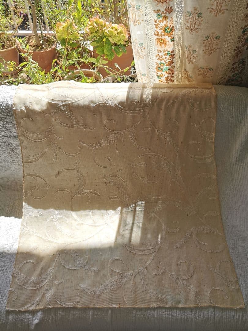 アンティークマドラスレース 麦の穂と葉 アプリコット＆アイボリー カーテンパネル