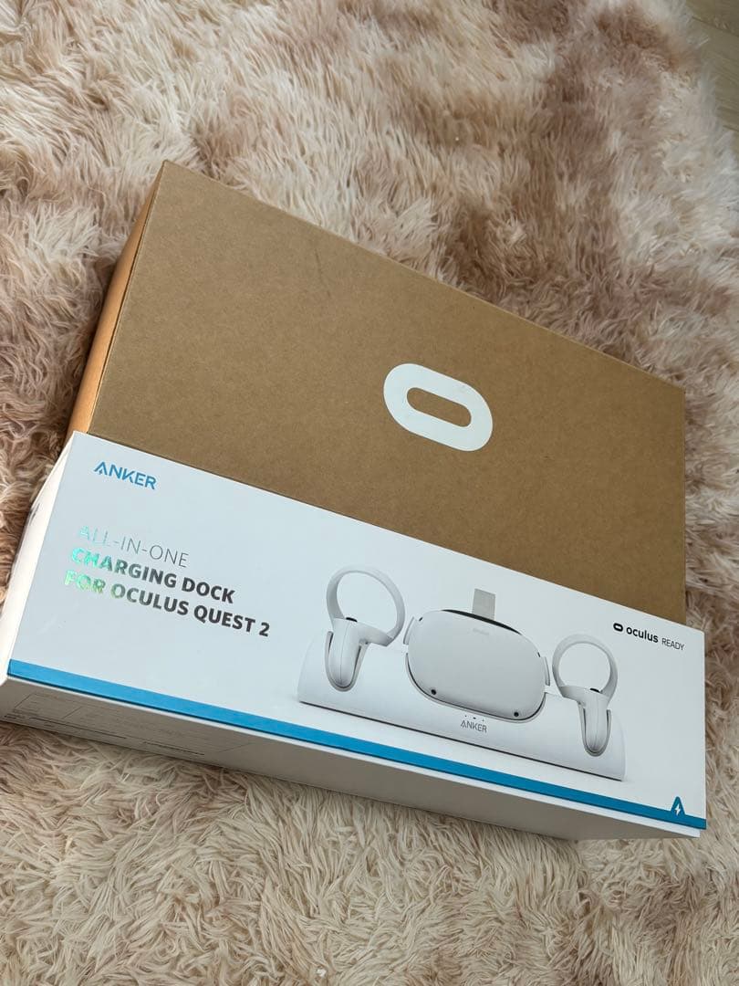  Quest 2（256GB）＋ ANKER 充電機能付きスタンドセット