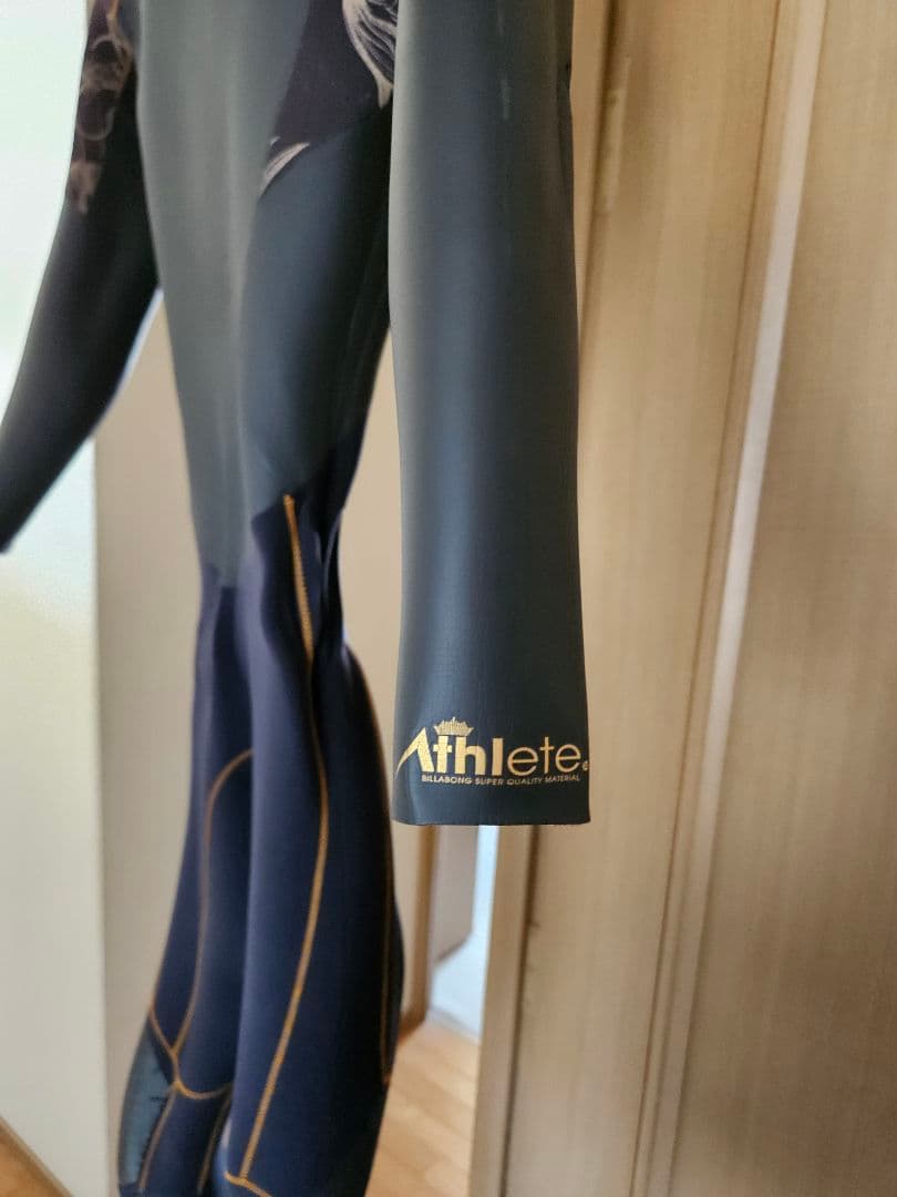 BILLABONG ウェットスーツ　3mm　サイズML