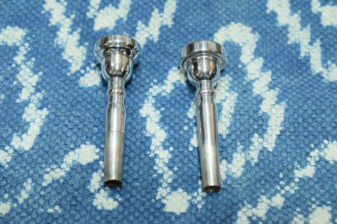 YAMAHA YTR3320 赤ベル 状態良好 マウスピース/ハードケース付属