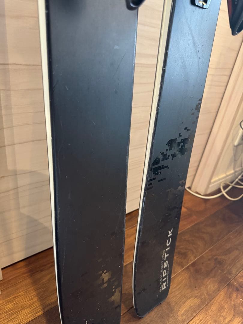 Elan Ripstick 106 スキー 板 BLACK EDITION