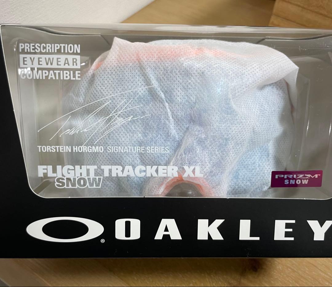 OAKLEY オークリー　スノーゴーグル　フライトトラッカーXL限定新品未使用品