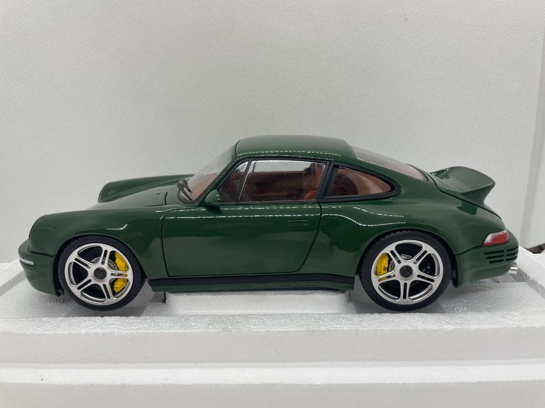 601-008 Almost Real 1/18 ポルシェ 911 RUF