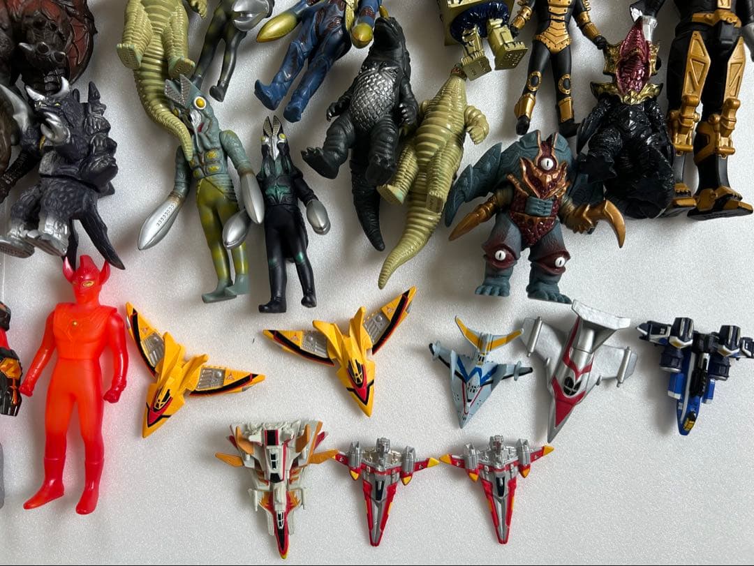 ソフビ　107体　まとめ売り　ウルトラマン　怪獣