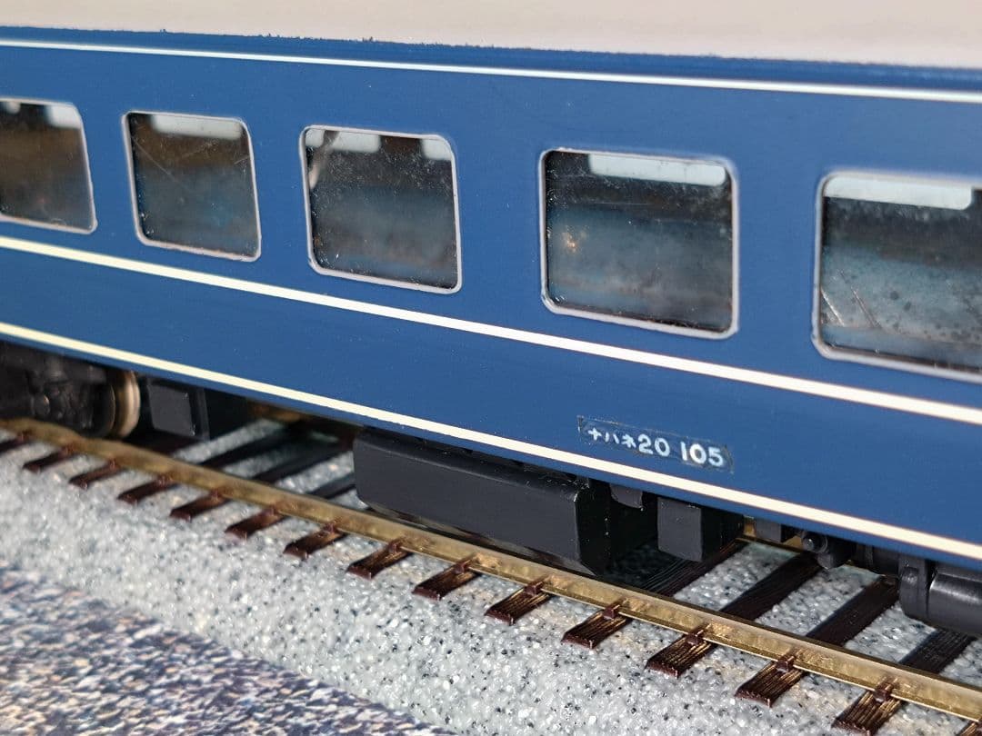 ＨＯゲージ　ブルートレイン客車　７両セット