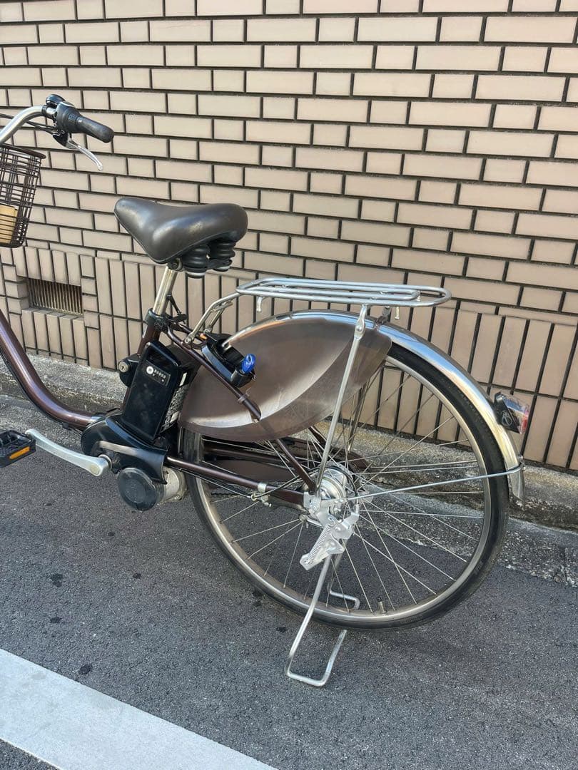16Ah パナソニック電動アシスタント自転車26インチ。充電器箱付き
