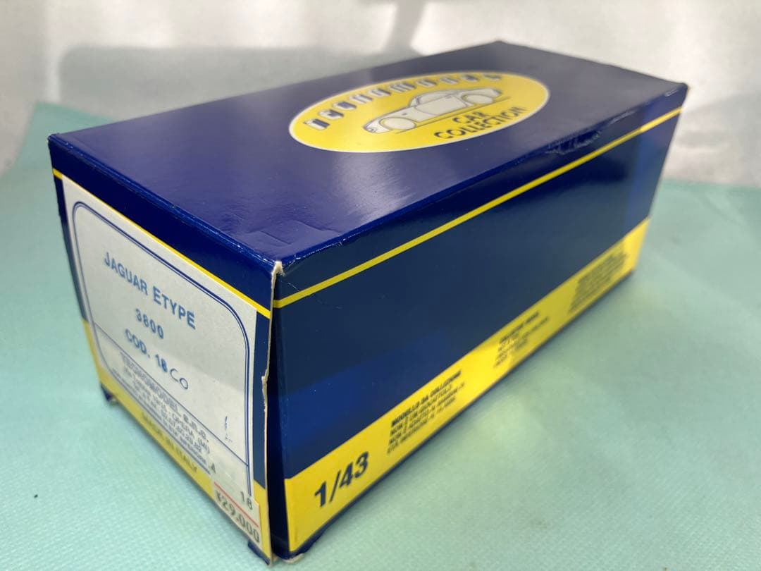 テクノモデル　１／４３　ジャガー　Ｅタイプ　１９６２年ル・マン　No.１０　白