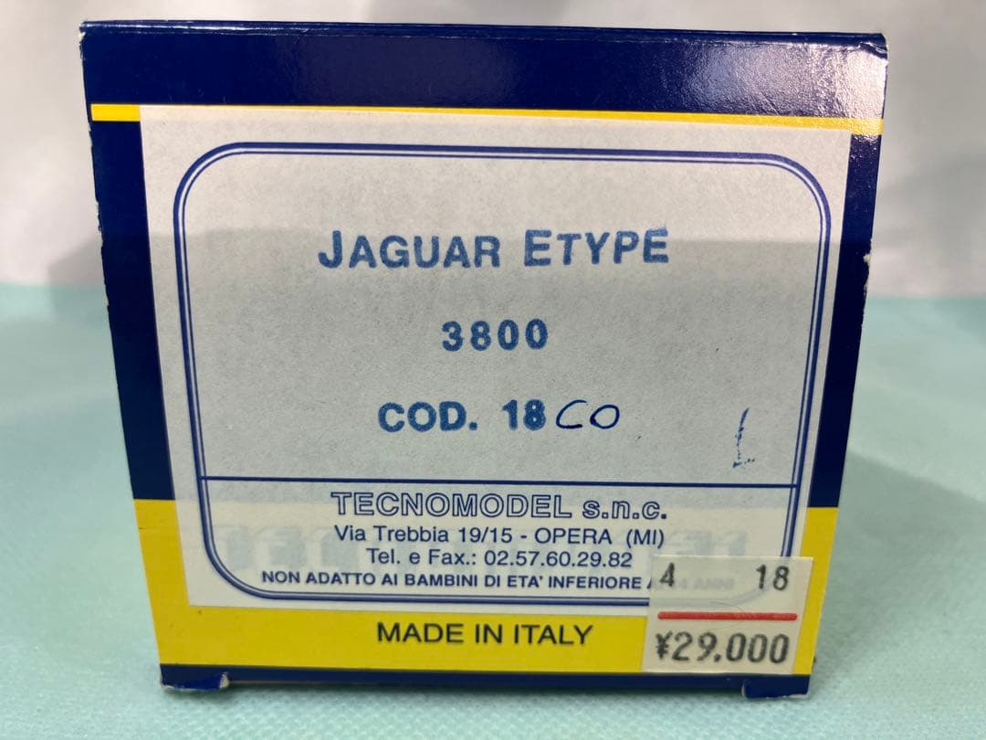 テクノモデル　１／４３　ジャガー　Ｅタイプ　１９６２年ル・マン　No.１０　白