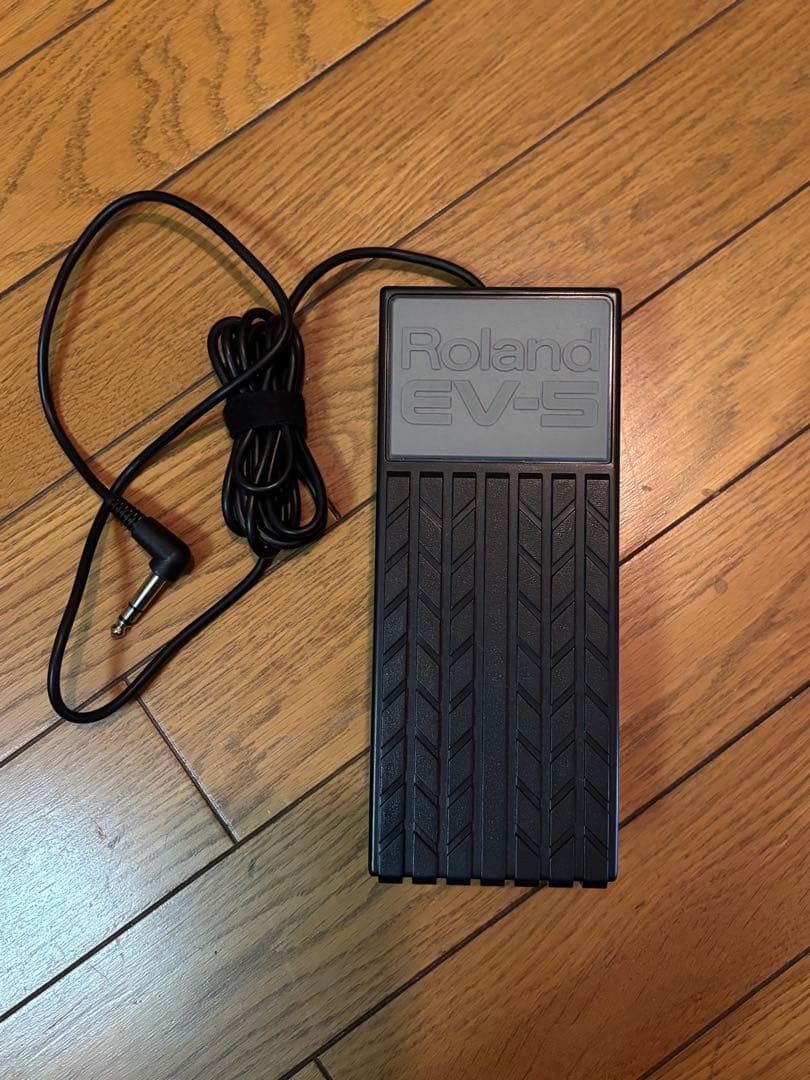 Fractal AX8 マルチエフェクター(エクスプレッションペダル付)