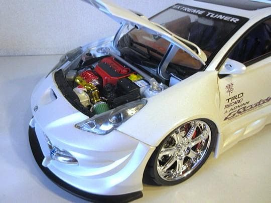 童友社 (1/12) スポコン系 トヨタ CELICA TRD ライト点灯