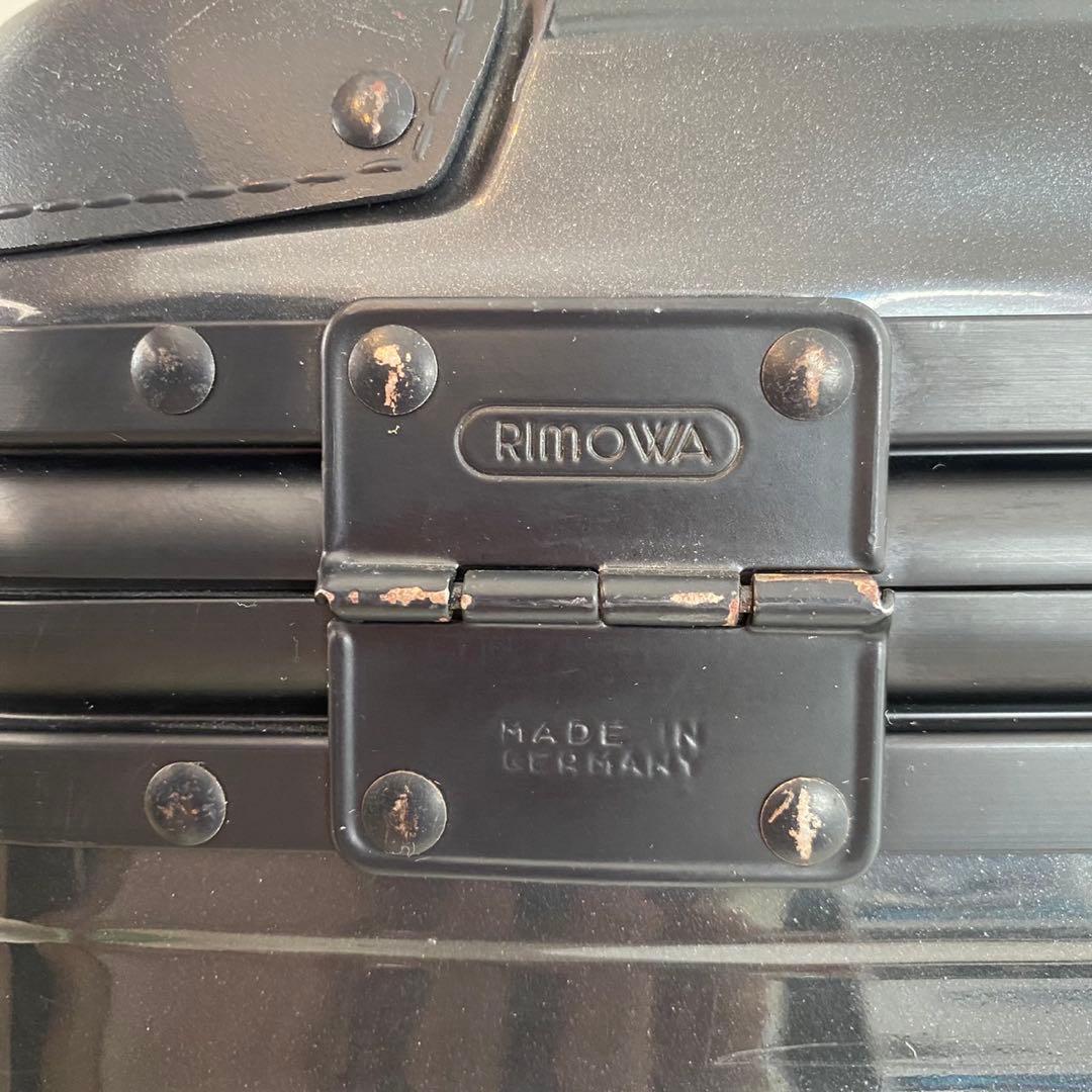 RIMOWA Samba Nova ビューティケース 18L グロスブラック