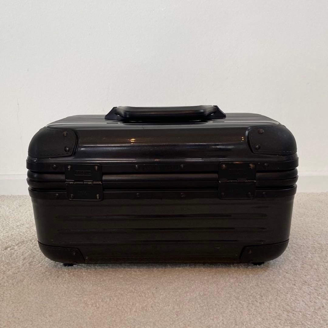 RIMOWA Samba Nova ビューティケース 18L グロスブラック