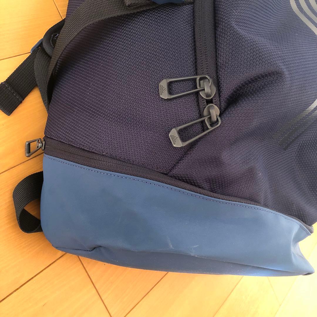 美品　adidasサッカーリュック　買い替え練習用合宿用大容量