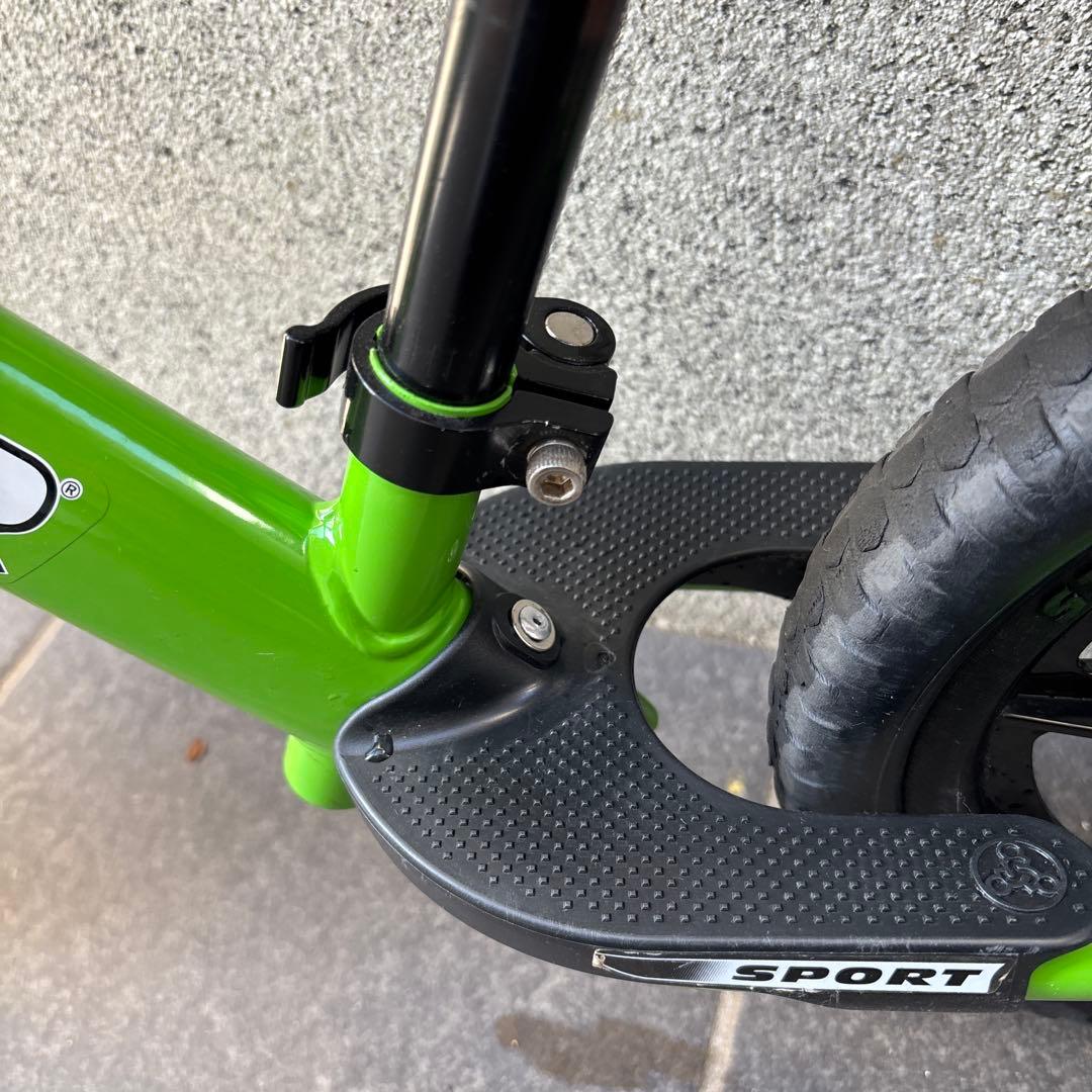 STRIDER スポーツ　バランスバイク ペダル無し 12インチ　グリーン
