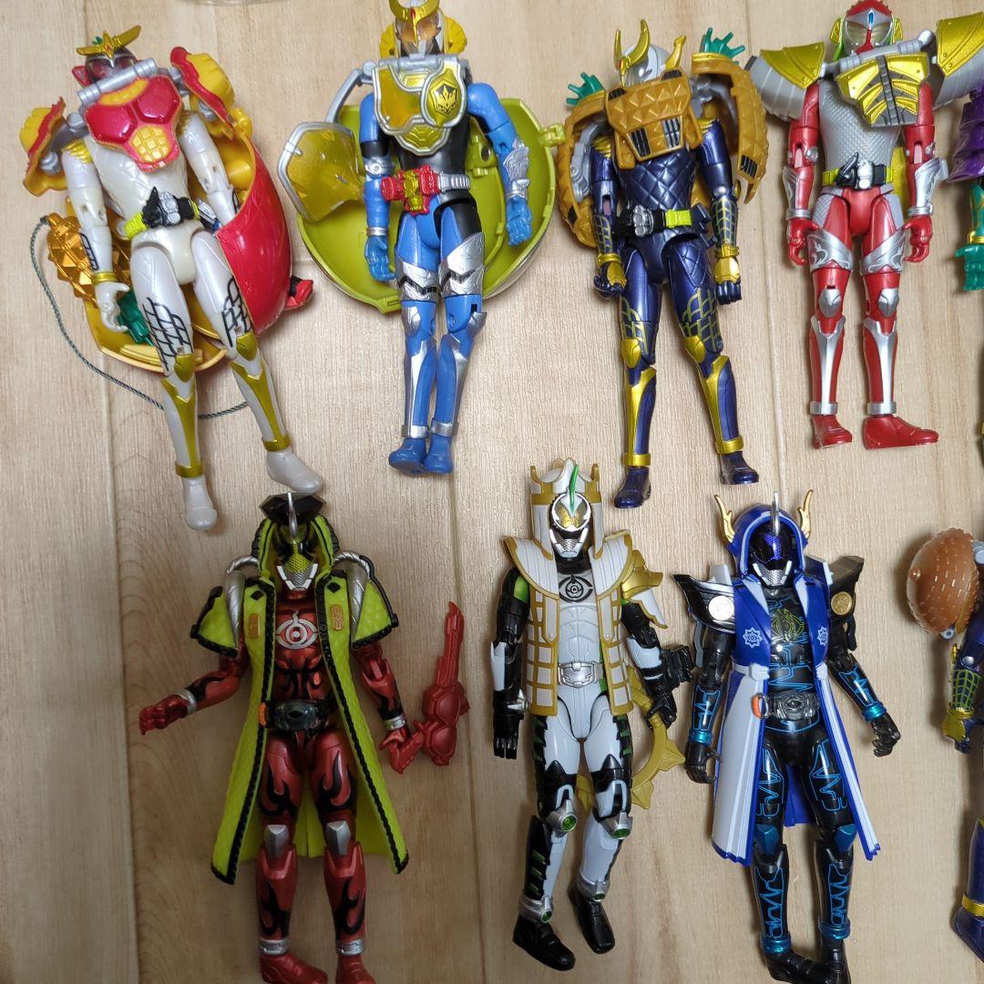 仮面ライダー　②　ゴースト　鎧武　チェンジシリーズ　まとめ売り